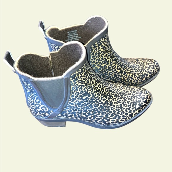 Lucky Brand Leopard Print Rain Booties - Picture 4 of 4